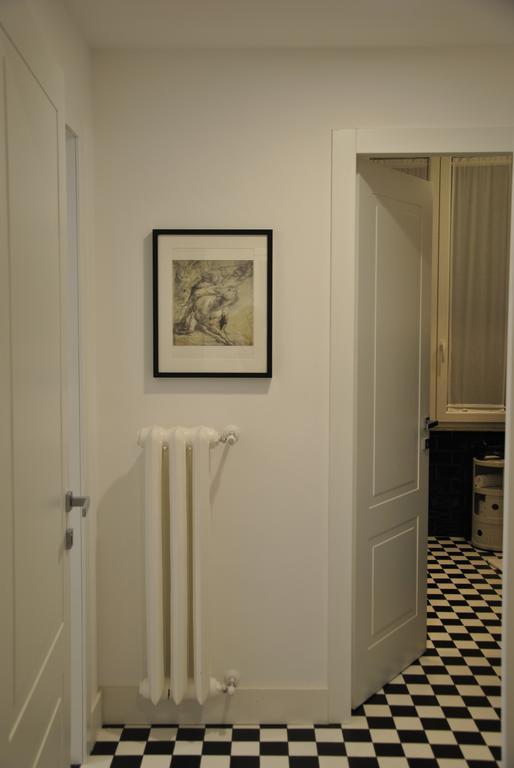 App Leoncino Design In * Rome