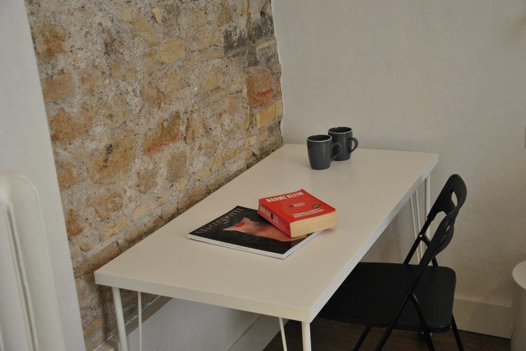 App Leoncino Design In Rome